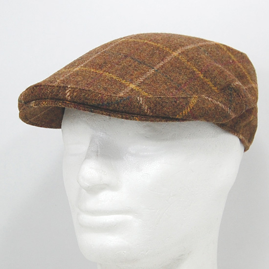 TUGA_AW21_TARTAN_TERRACOTA_3.jpg